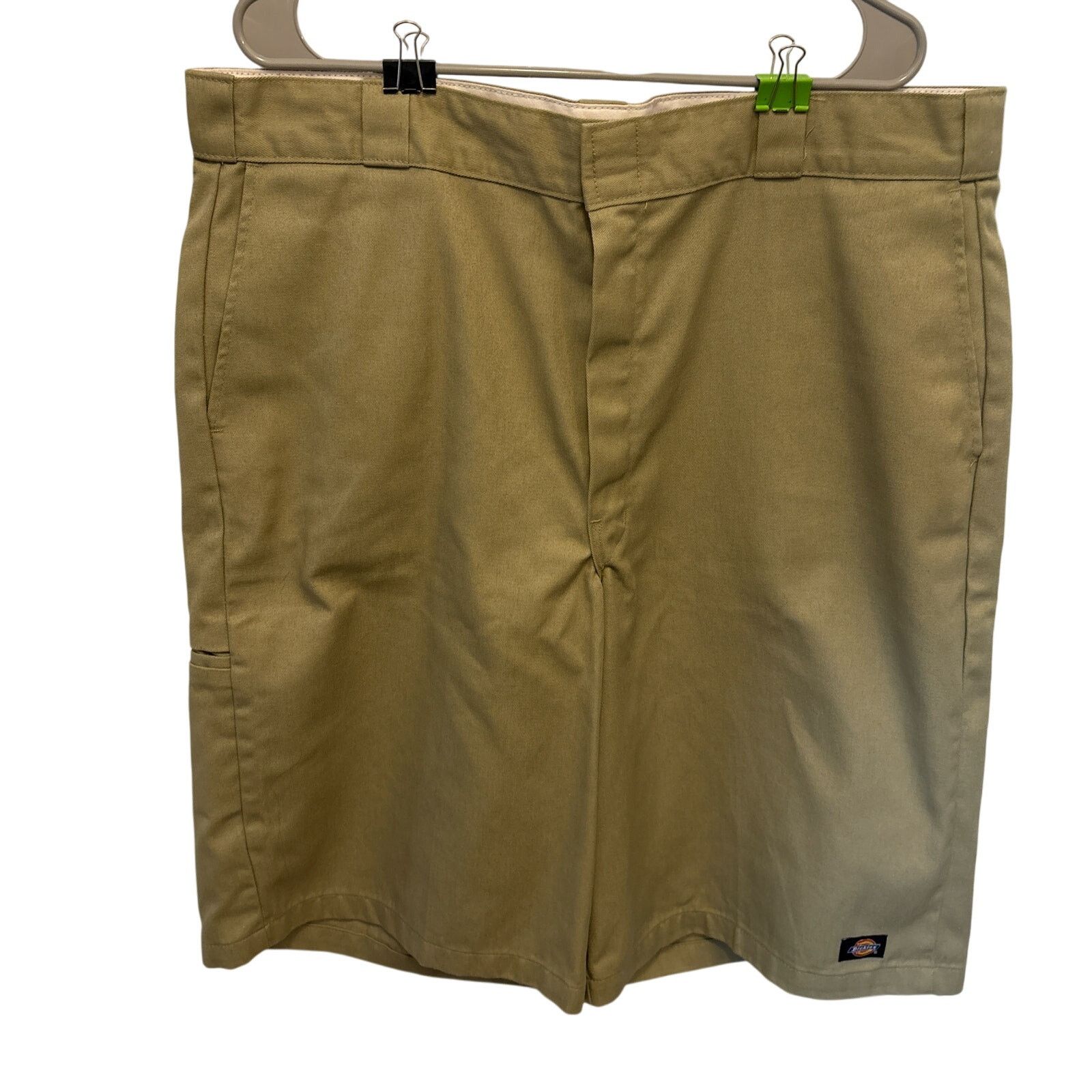 Dickies Vintage 2012 Tan Dickies baggy shorts never worn 40" chino Size US 40 / EU 56 - 2 Thumbnail