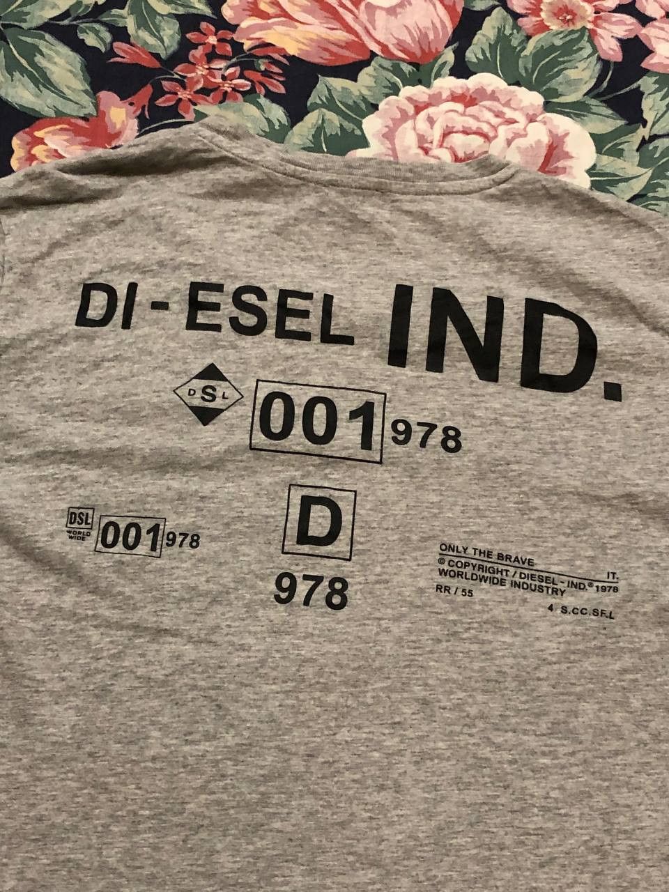 Diesel Vintage Diesel Gray Y2K Logo Short Sleeve T-Shirt Size M Size US M / EU 48-50 / 2 - 11 Thumbnail