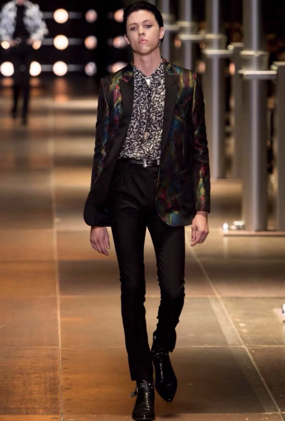 Saint Laurent Paris Saint Laurent (SLP) 14SS Runway Dark Red Thorn Print Shirt Size US M / EU 48-50 / 2 - 8 Thumbnail