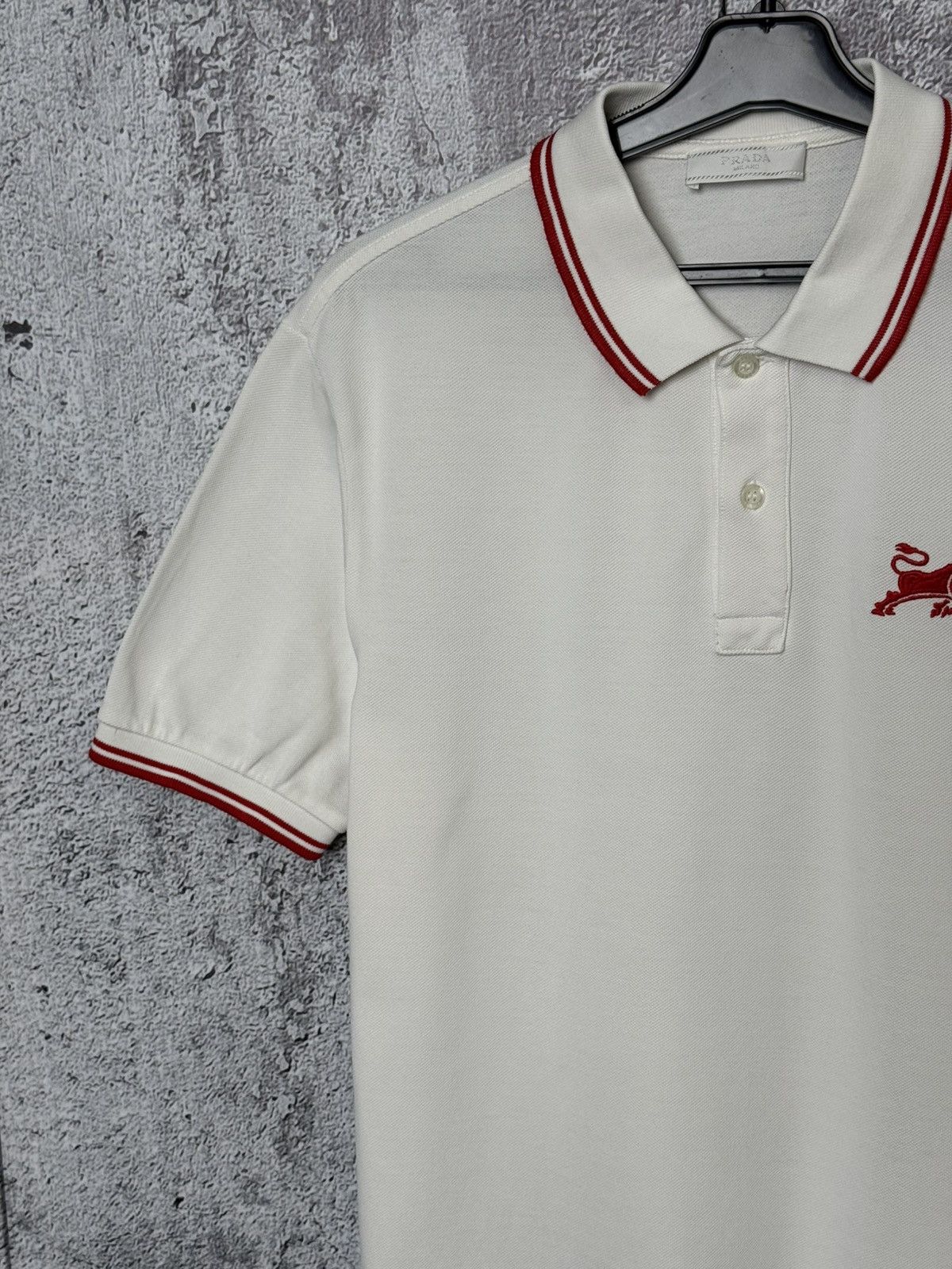 Prada Rare Prada Bull Embroidery Logo White Polo Shirt Size M Size US M / EU 48-50 / 2 - 5 Thumbnail