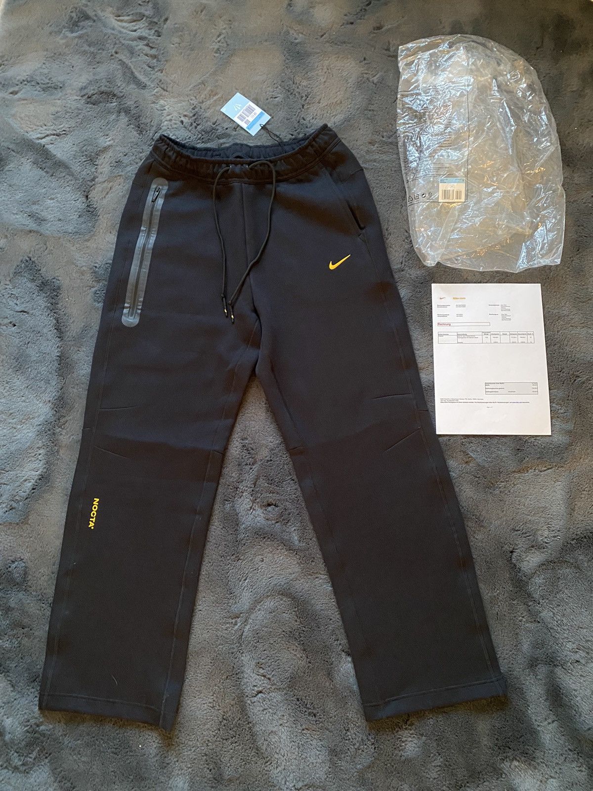 image of Drake Nocta Tech Fleece Sweatpants Size M in Black, Men's