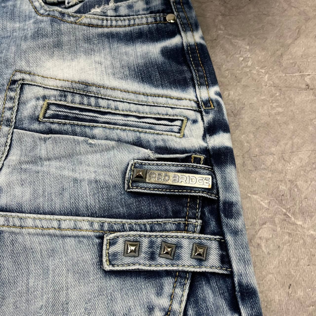 Japanese Brand Jeans Dirty Pants Faded Crash Denim Thrashed Y2K Distressed Size US 33 - 24 Thumbnail