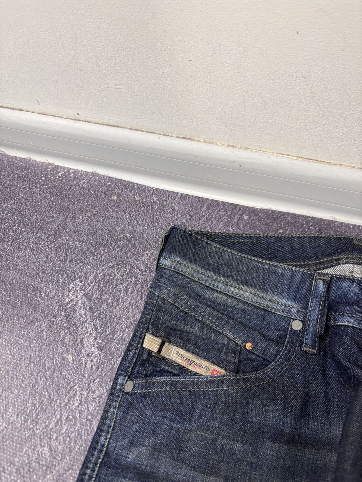 Diesel Diesel Belther NWT Men’s Regular Slim Tapered Denim Jeans Size US 27 - 6 Thumbnail