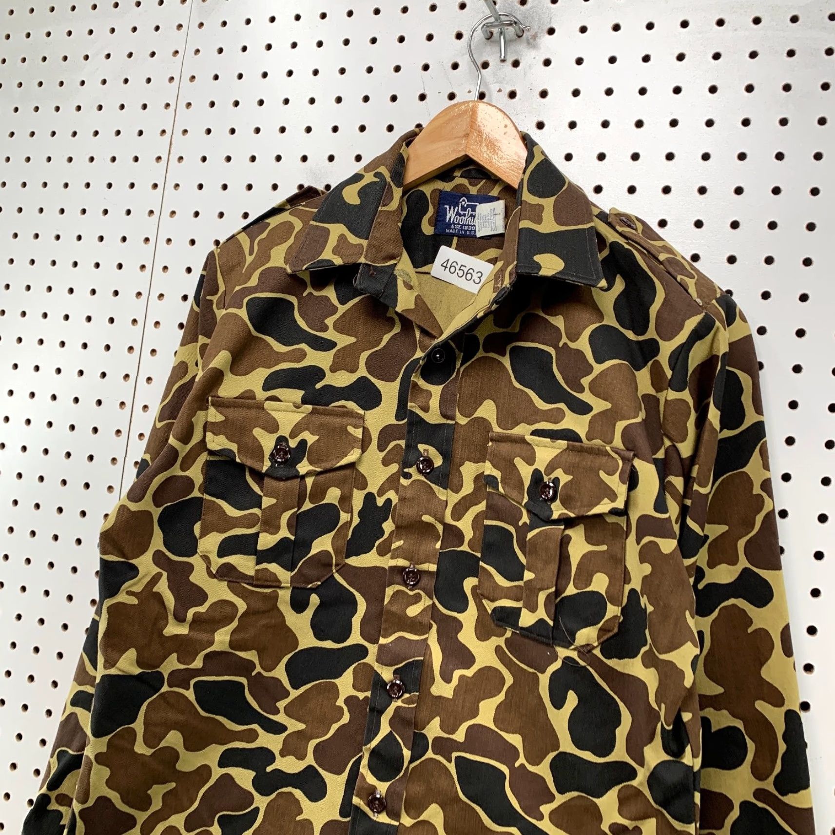 Vintage VINTAGE Woolrich Duck Camo Button Shirt Mens Small Camouflage 60s 70s Made USA Size US S / EU 44-46 / 1 - 7 Thumbnail