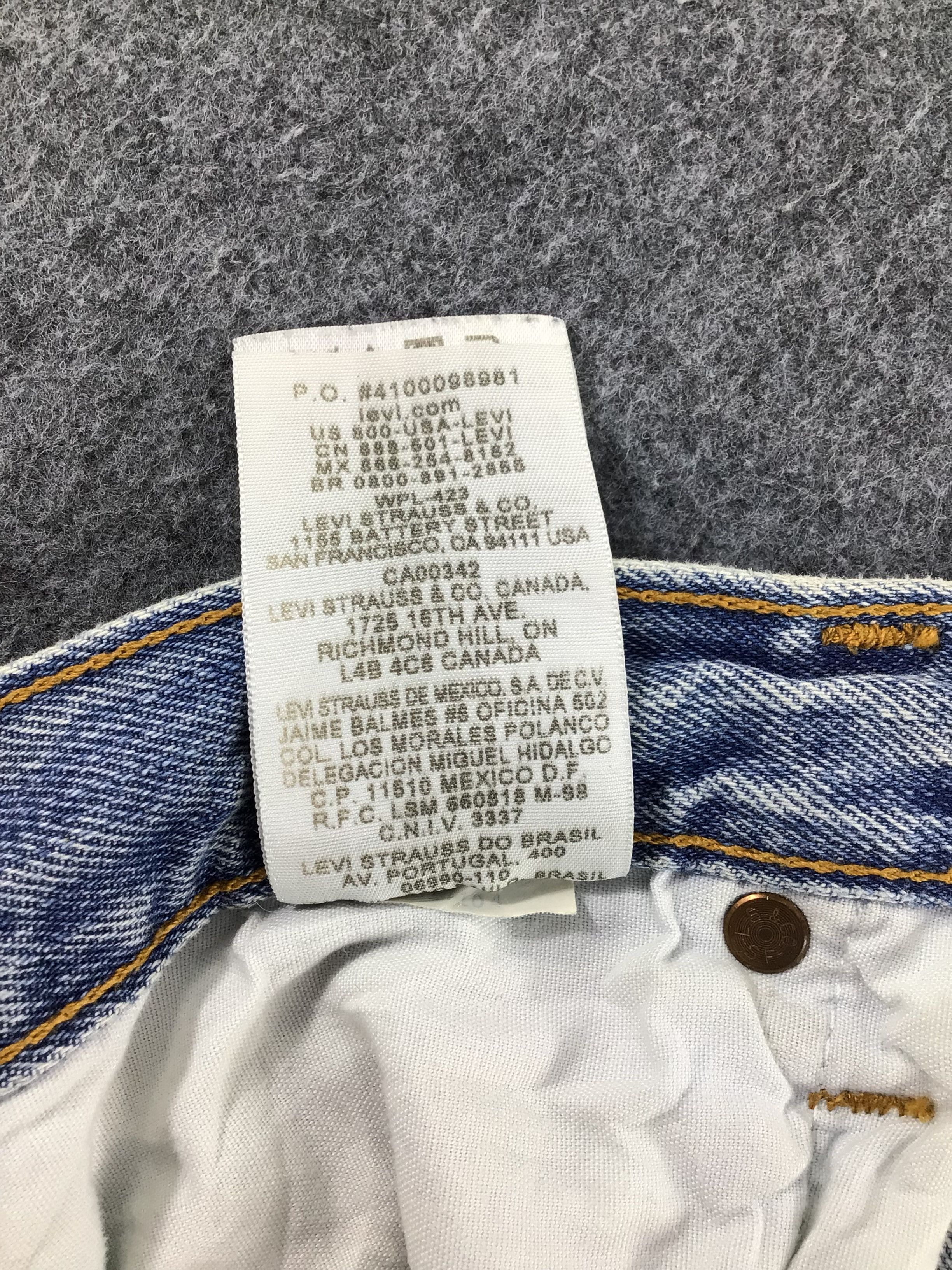 Levi's Vintage Levis 501 Jeans Dirty Medium Wash Denim KJ234 Size US 33 - 11 Thumbnail
