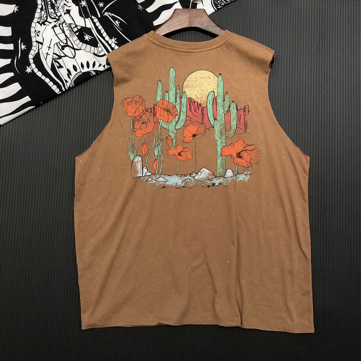 Vintage Skeleton Dancing Desert Apocalyptic Sleeveless Tank Top Size US XXL / EU 58 / 5 - 5 Thumbnail