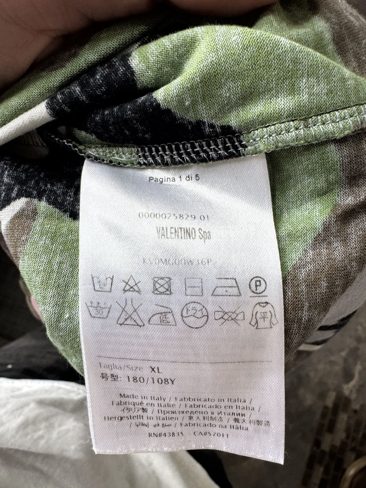 Valentino Valentino noir camo Size US XL / EU 56 / 4 - 4 Thumbnail