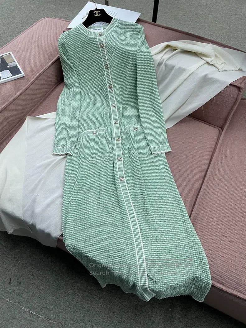 Chanel Chanel Avocado green knitted cardigan coat Size S / US 4 / IT 40 - 1 Thumbnail