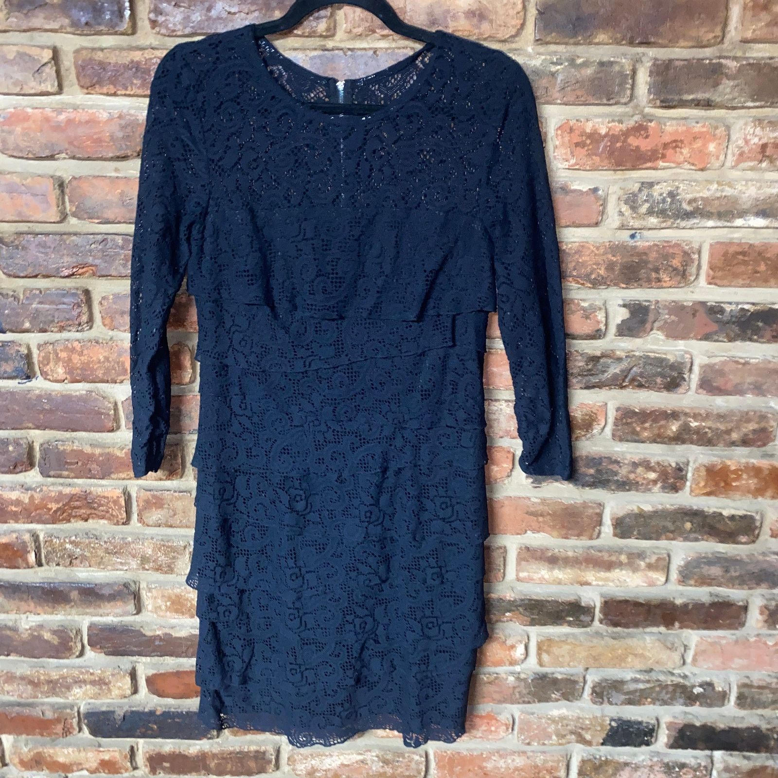 Laundry by Shelli Segal Laundry Shelli Segal Black Sheer Lace Tiered Mini Dress 6 Size M / US 6-8 / IT 42-44 - 2 Thumbnail