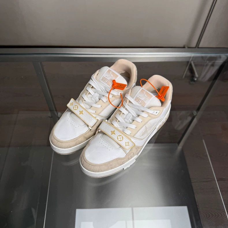 Louis Vuitton Louis Vuitton LV Trainer with Velcro Straps-dmc Size US 10.5 / EU 43-44 - 1 Thumbnail