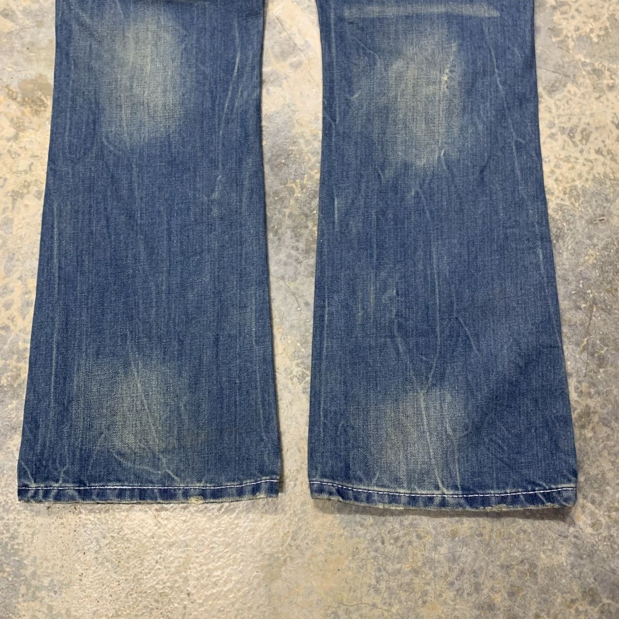Japanese Brand × Vintage Flare KARI JYUA JEAN Clawmark Distressed Fade Jean Size US 31 - 19 Thumbnail