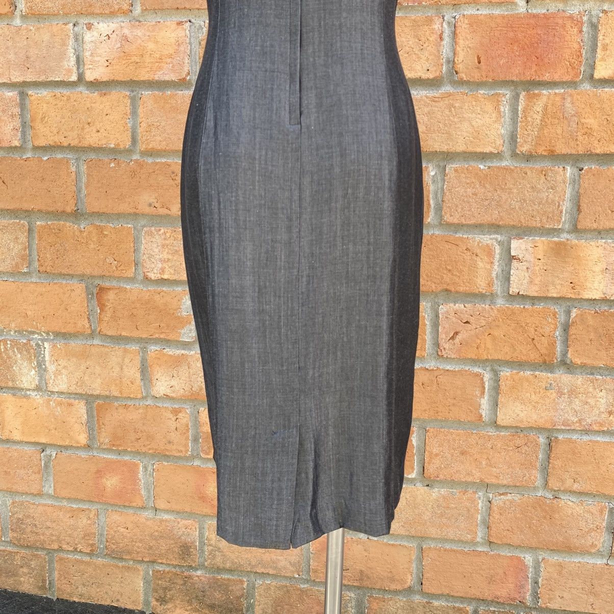 Zucca ZUCCA Dark Denim V-Neck Dress Size M / US 6-8 / IT 42-44 - 20 Thumbnail