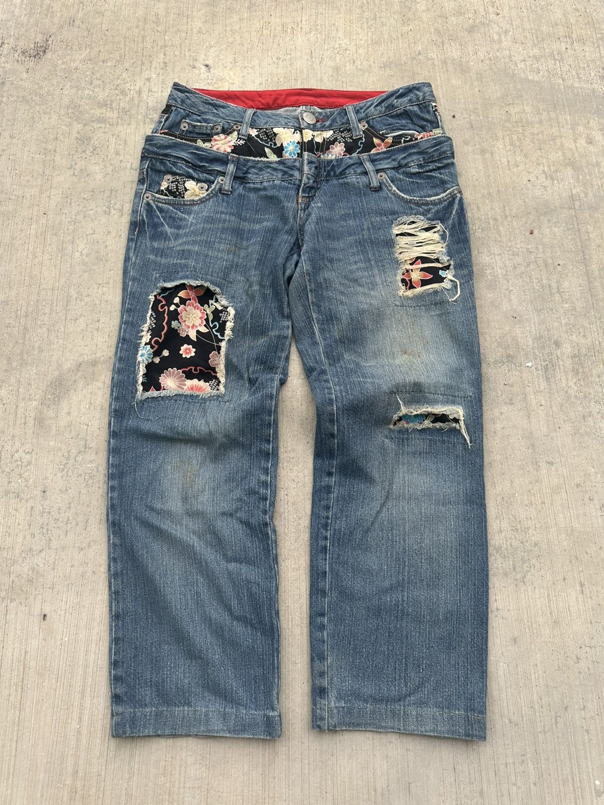 Japanese Brand 2000s floral sukajan double waist distressed jeans Size US 32 / EU 48 - 1 Thumbnail