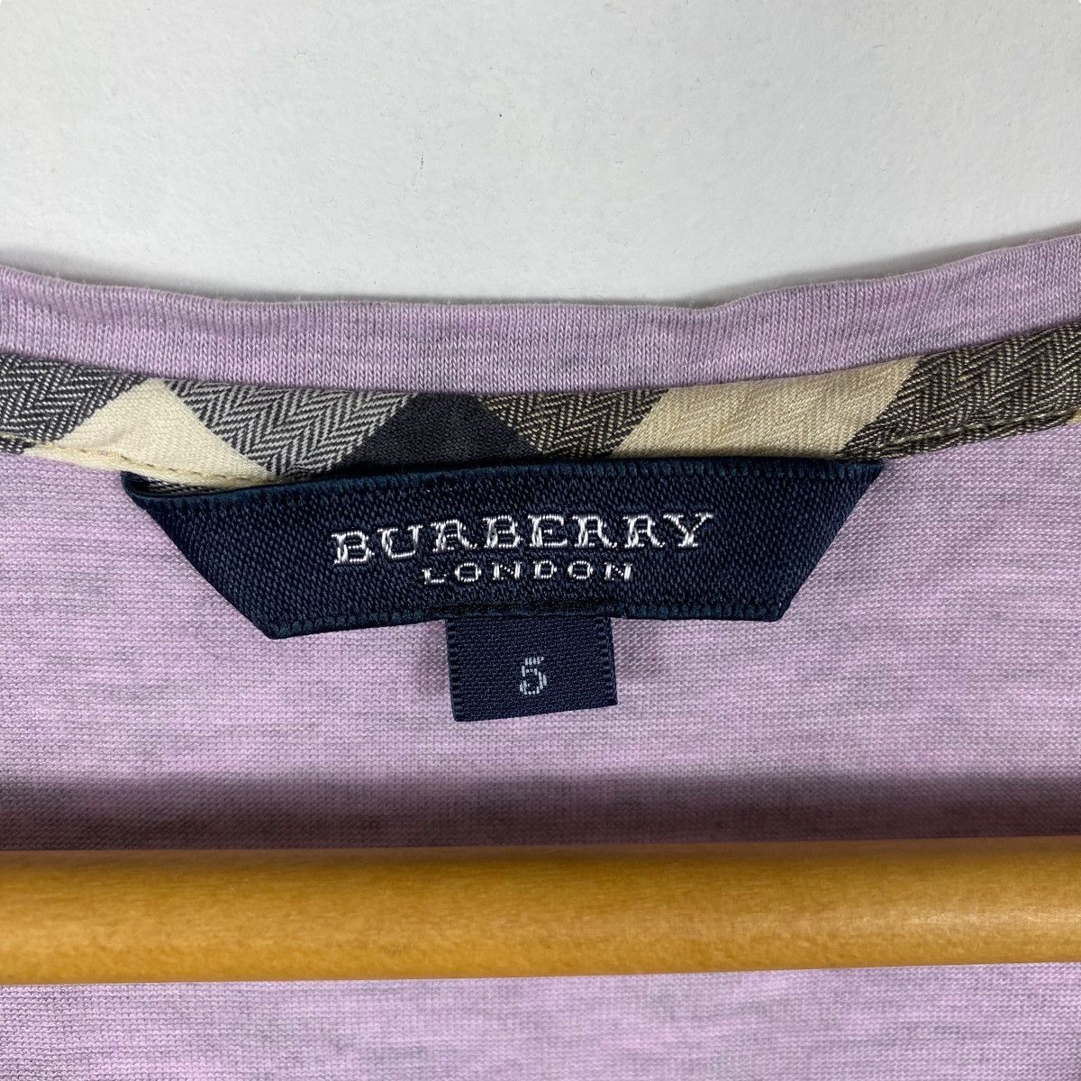 Burberry × Vintage Vintage BURBERRY LONDON Logo Women Tops Tee Shirt Size 5 Size S / US 4 / IT 40 - 5 Thumbnail