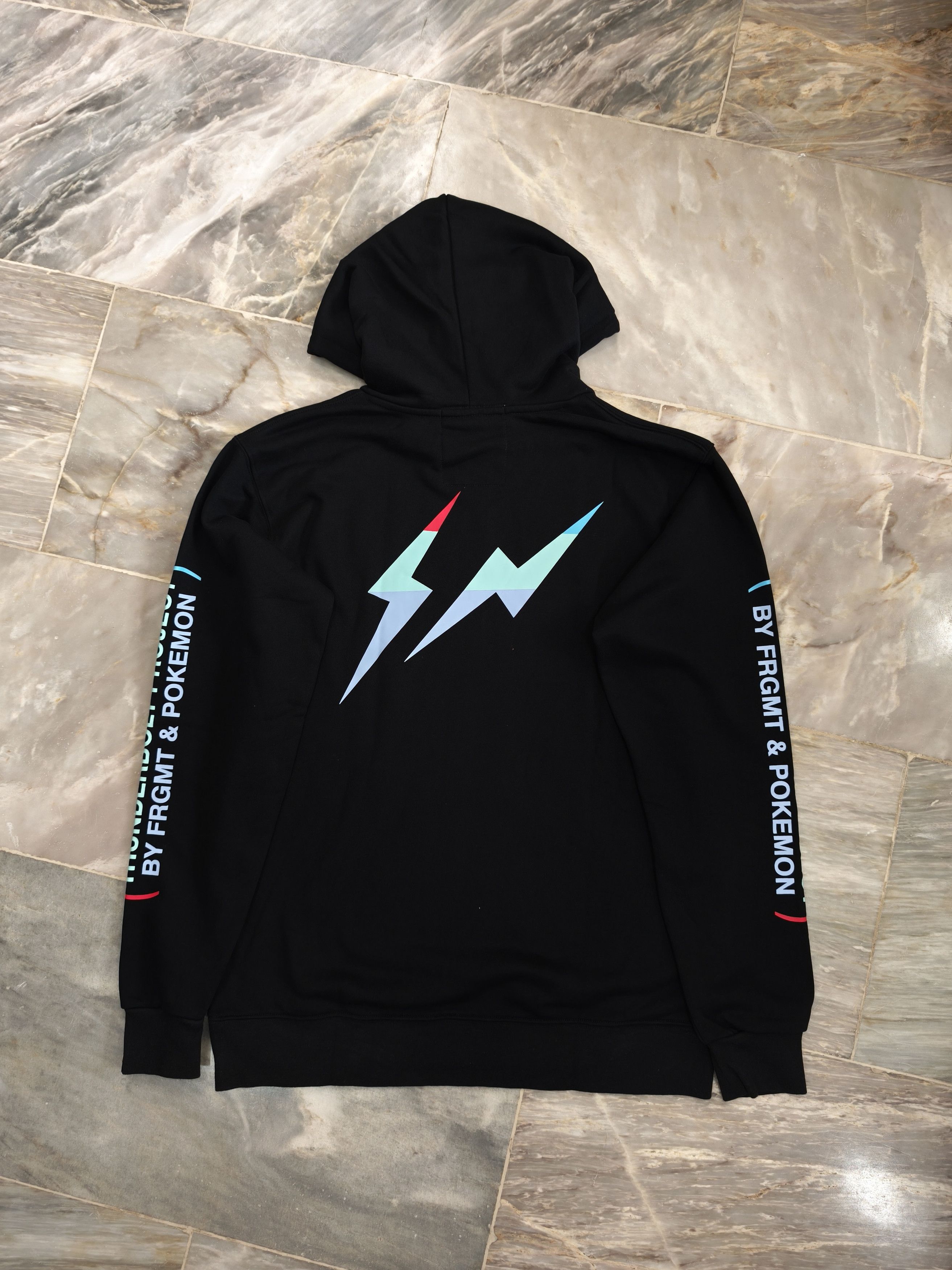 Fragment Design × Pokemon FRAGMENT X POKÉMON THUNDERBOLT PROJECT HOODIE Size US M / EU 48-50 / 2 - 7 Thumbnail