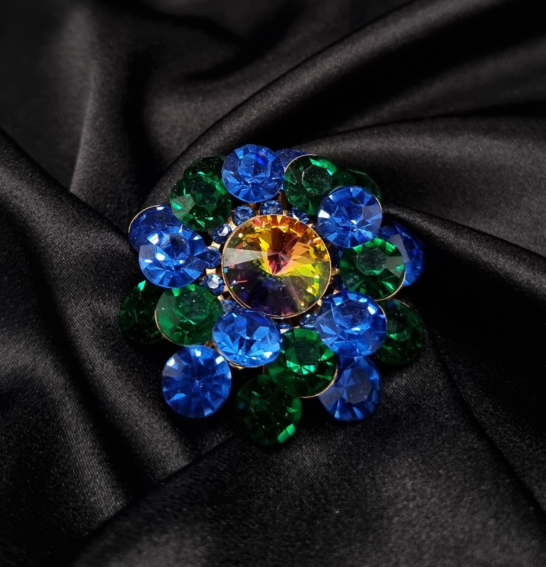Vintage Vintage Gold-Tone Statement Brooch With Blue Green & Multico Size ONE SIZE - 2 Thumbnail