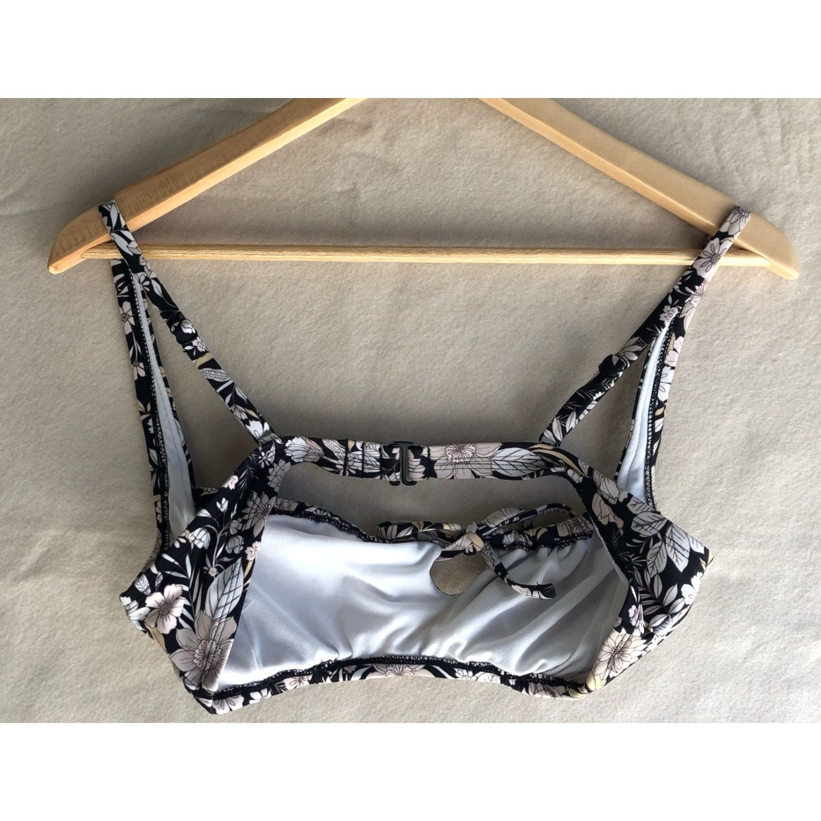 Vintage Kona Sol Bikini Top White Black Peach Floral Size S Small Women Size S / US 4 / IT 40 - 2 Thumbnail