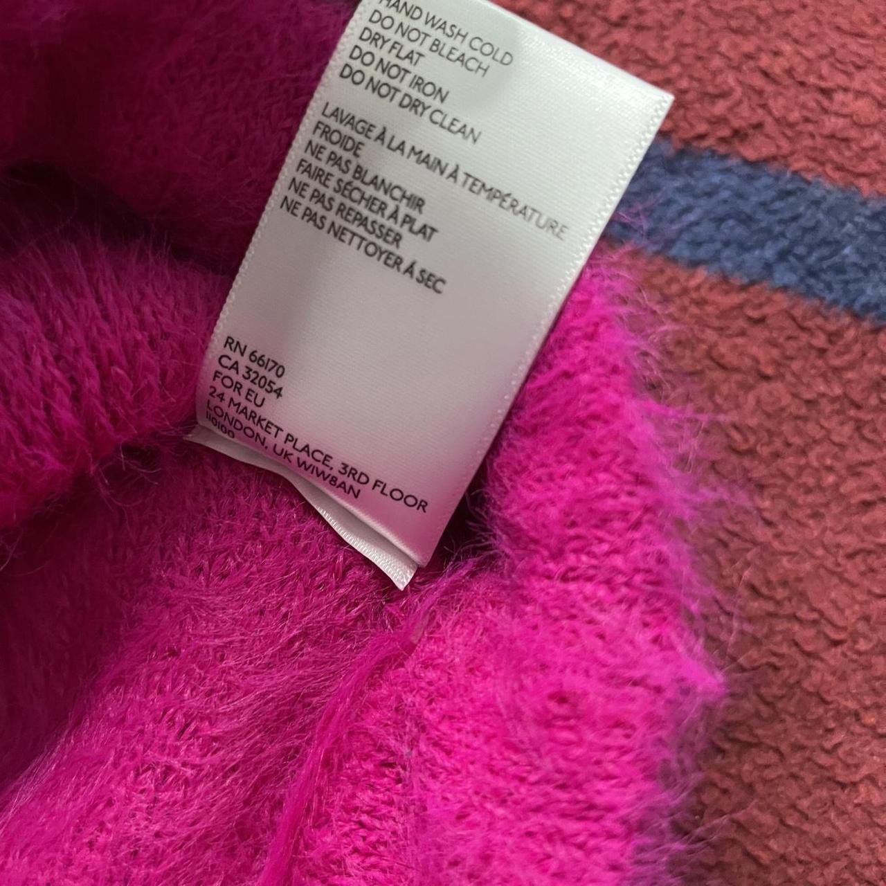 Urban Outfitters Urban Outfitters UO hot pink Trendy Plush Hairy Beret Hat Size ONE SIZE - 4 Thumbnail