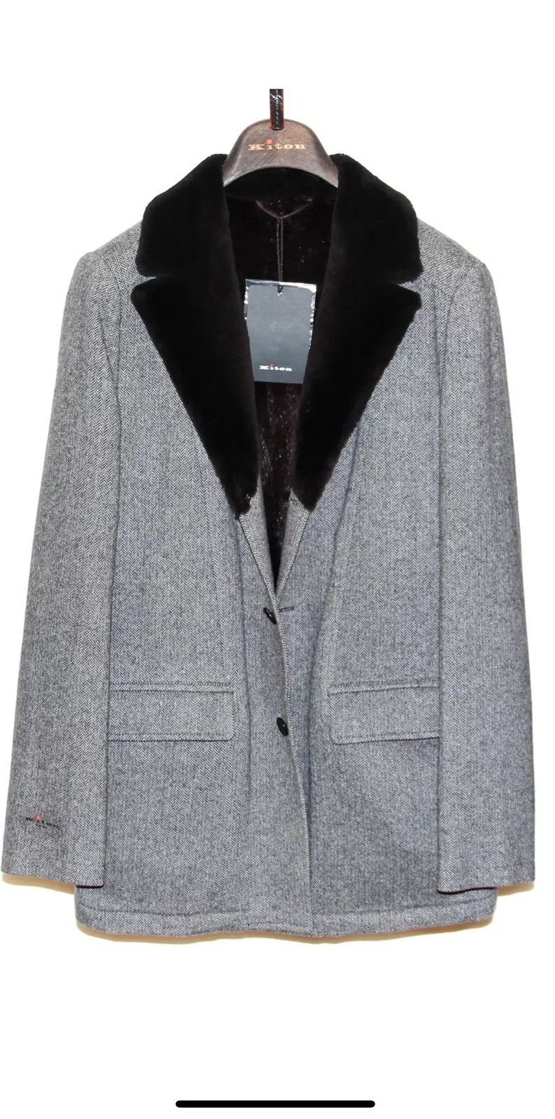 Kiton $57.000 Kiton 100% Vicuna Peru beaver mink coat. Size 52 7R Size US L / EU 52-54 / 3 - 1 Thumbnail