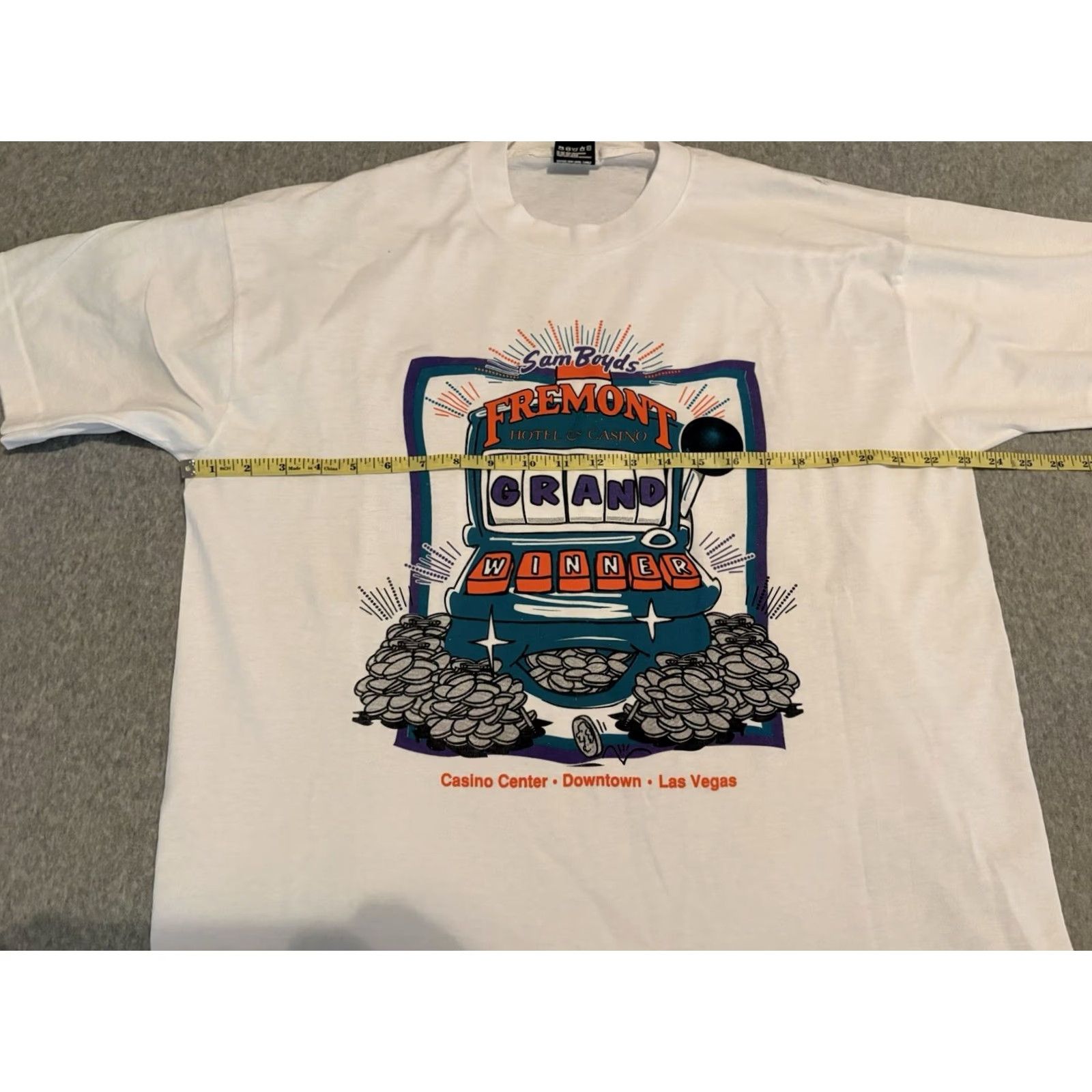 Vintage VINTAGE Fremont Las Vegas Shirt Sam Boyds Hotel Casino Single Stitch XL Made USA Mens T-Shirt White 90s Casino Graphic Print Single Stitch USA Size US XL / EU 56 / 4 - 6 Thumbnail