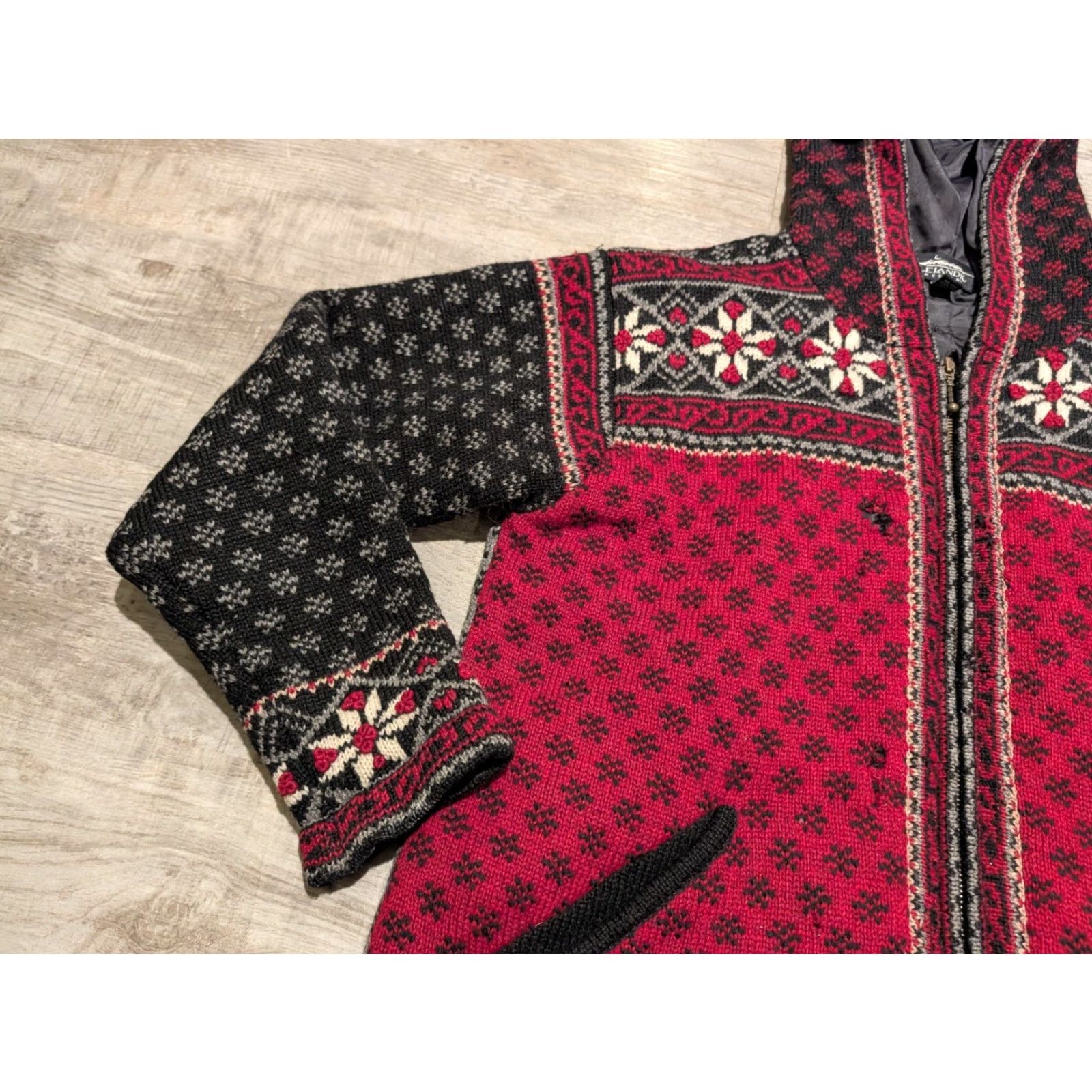 Vintage VINTAGE Icelandic Design Wool Full Zip Lined Hooded Jacket Womens M Red Fair Isle Wool Jacket - Designer, Casual, Travel, Short Sleeve? Size M / US 6-8 / IT 42-44 - 4 Thumbnail