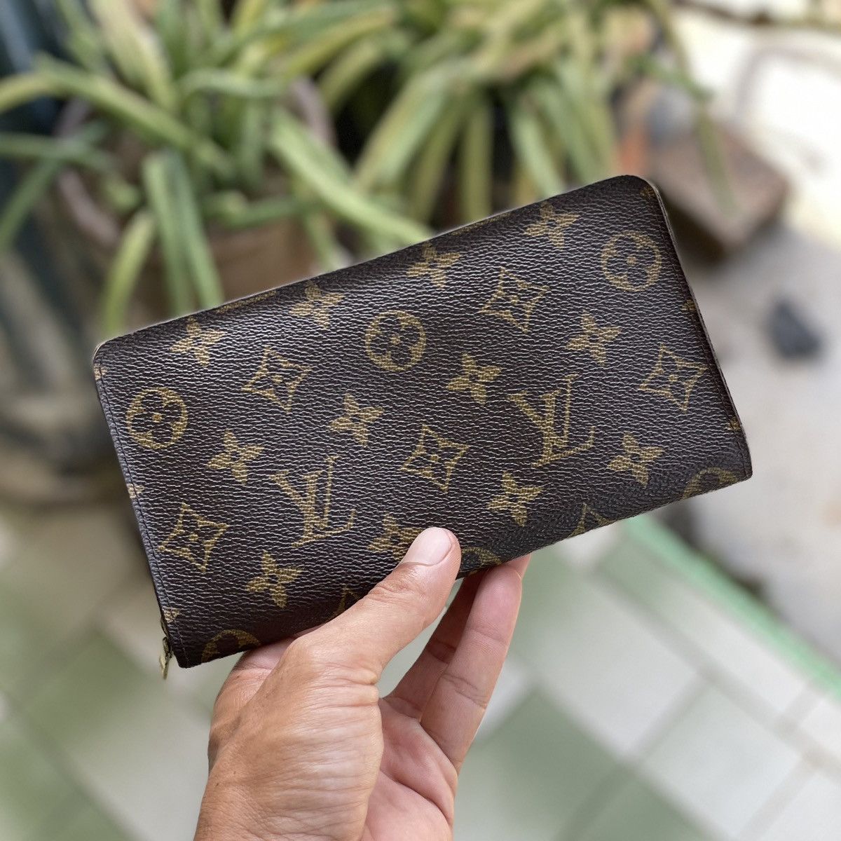 Louis Vuitton × Vintage Louis Vuitton Porte Monnaie Zip Long Wallet Size ONE SIZE - 2 Thumbnail