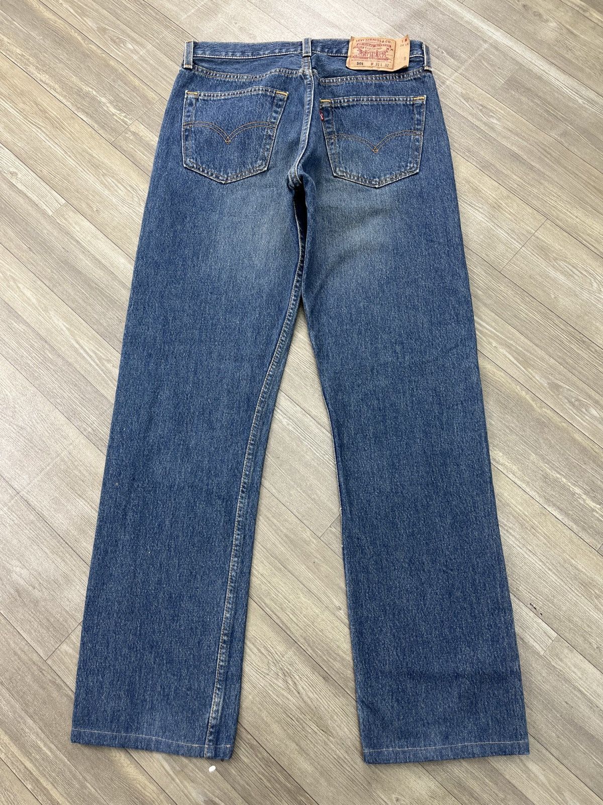 Levi's Vintage Clothing 🇺🇸1990s Vintage Levis 501 USA Straight 31x32 Faded Blue Jeans Size US 31 - 14 Thumbnail