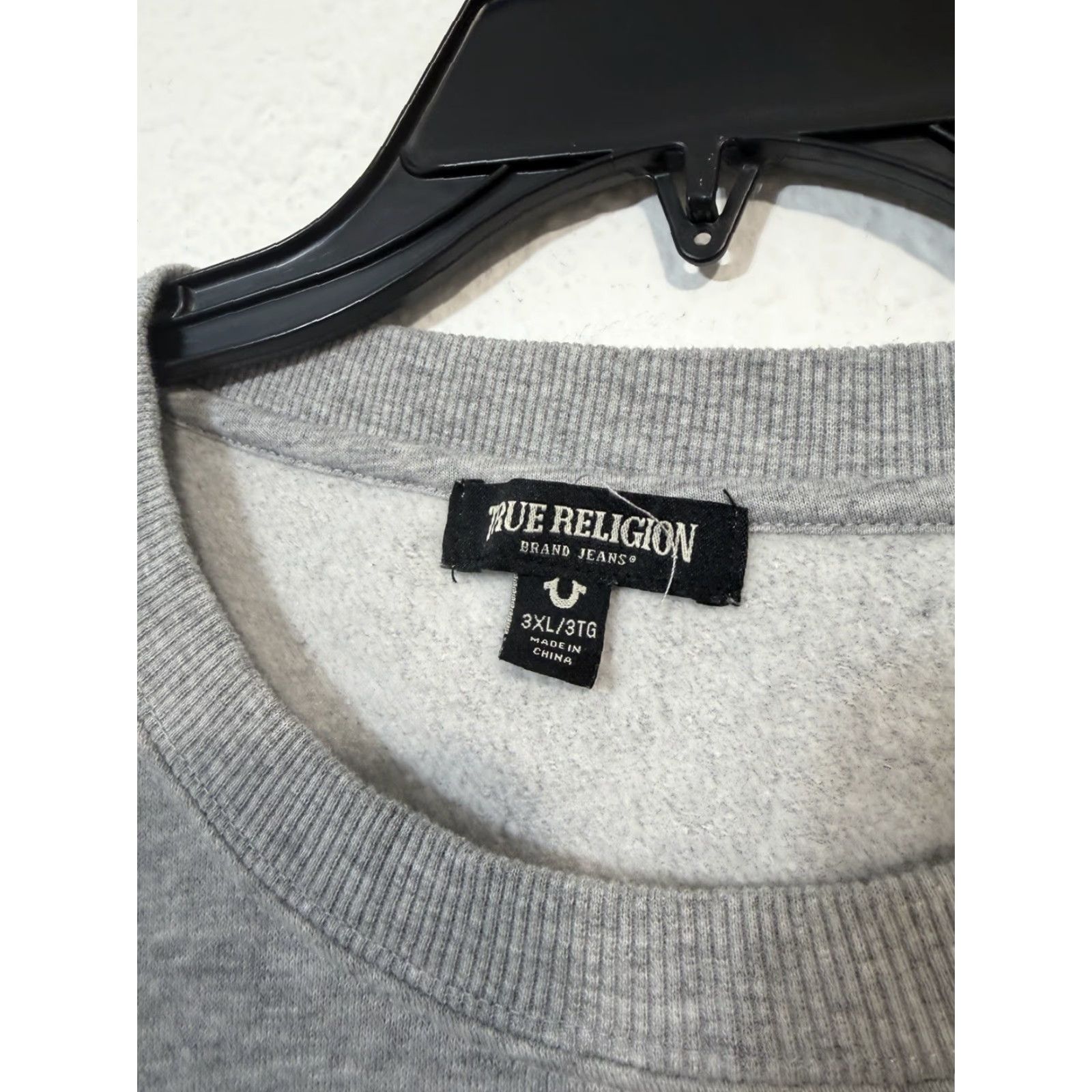 True Religion True Religion Sweatshirt Men’s 3XL Crew Neck Gray Foil Graphic Print Pullover Size US XXL / EU 58 / 5 - 7 Thumbnail