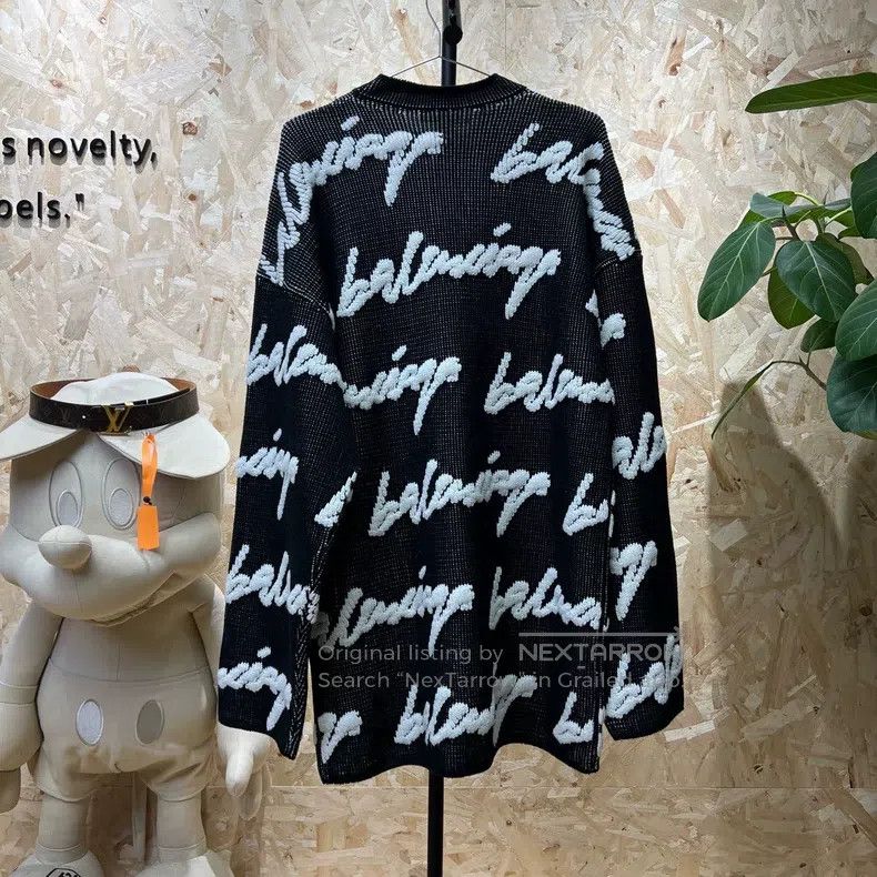 Balenciaga Balenciaga Graffiti Scribble Logo Round Neck Knit Top Size US S / EU 44-46 / 1 - 2 Thumbnail