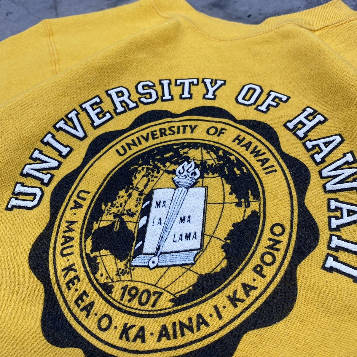 Other Grail 80s Hawaii University Crewneck Size US M / EU 48-50 / 2 - 5 Thumbnail