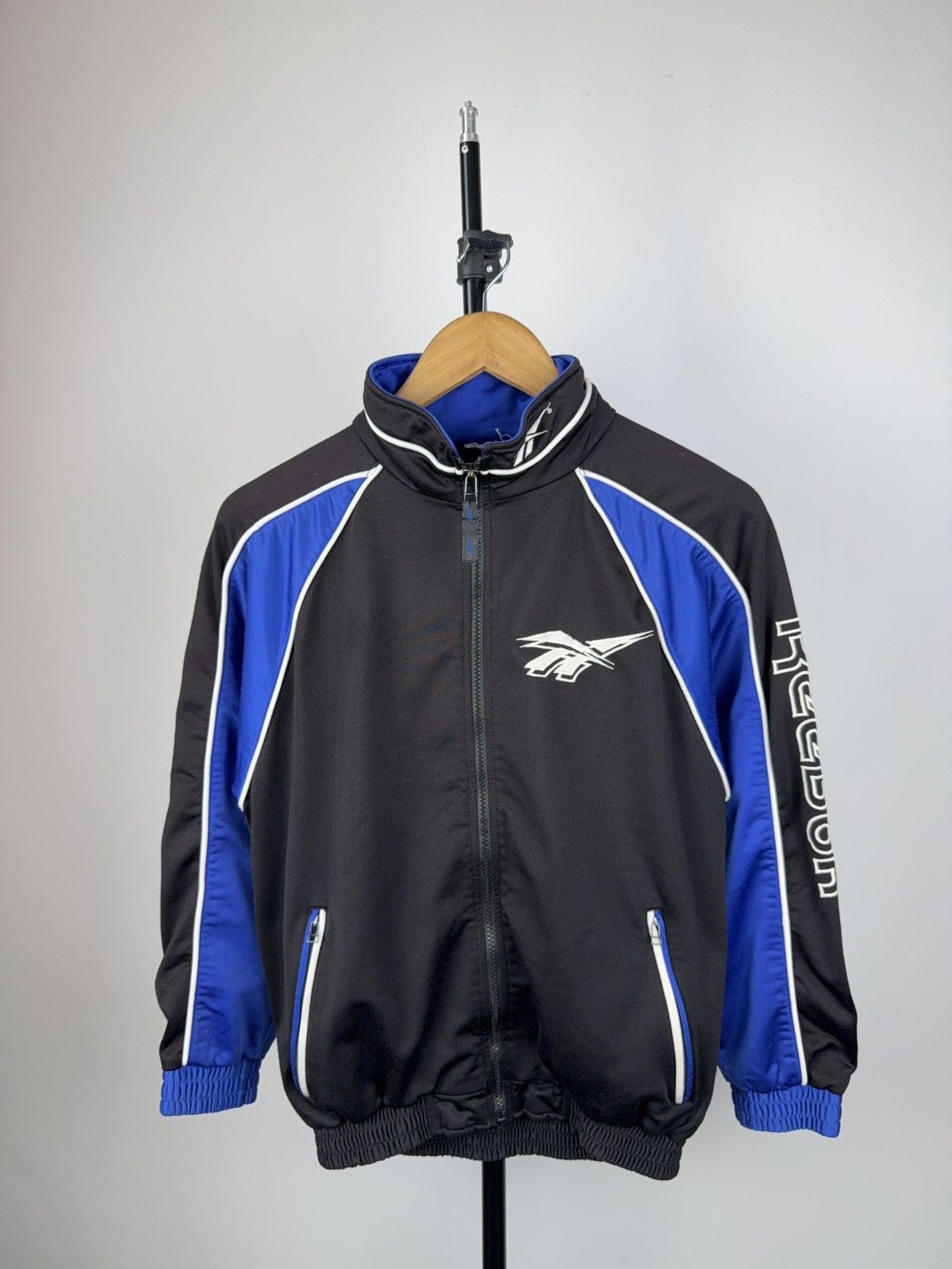 Reebok Vintage 90s Reebok Vector Logo Track Jacket Black Blue Size US S / EU 44-46 / 1 - 1 Thumbnail