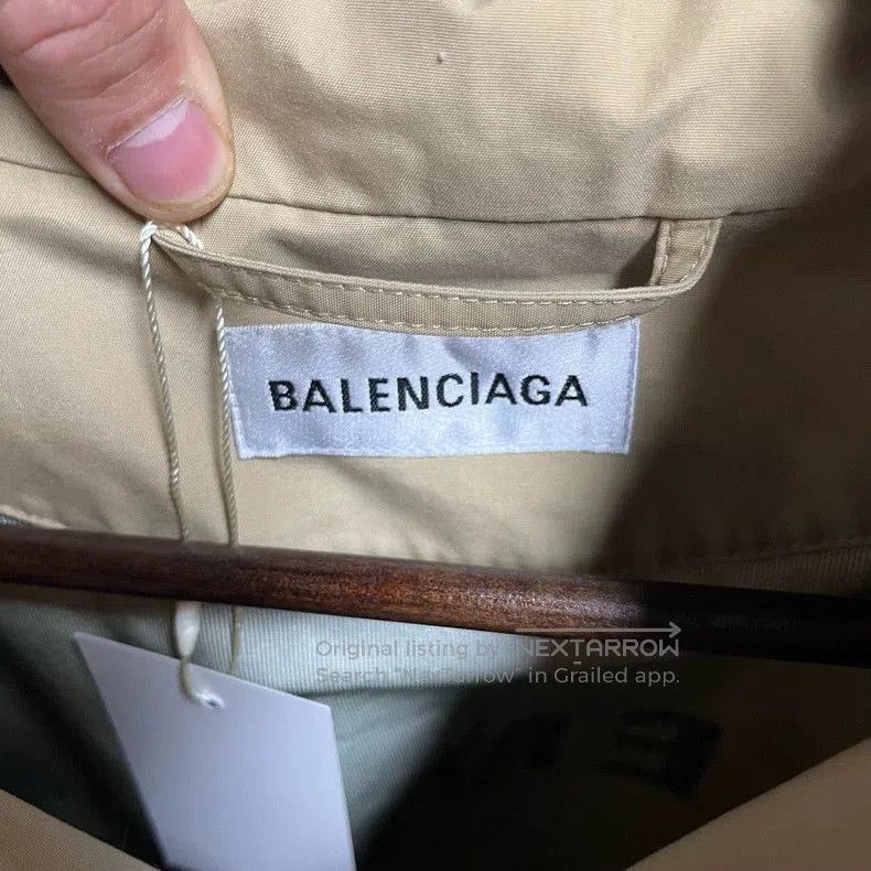Balenciaga Balenciaga Back Logo Windbreaker. Size US XS / EU 42 / 0 - 3 Thumbnail