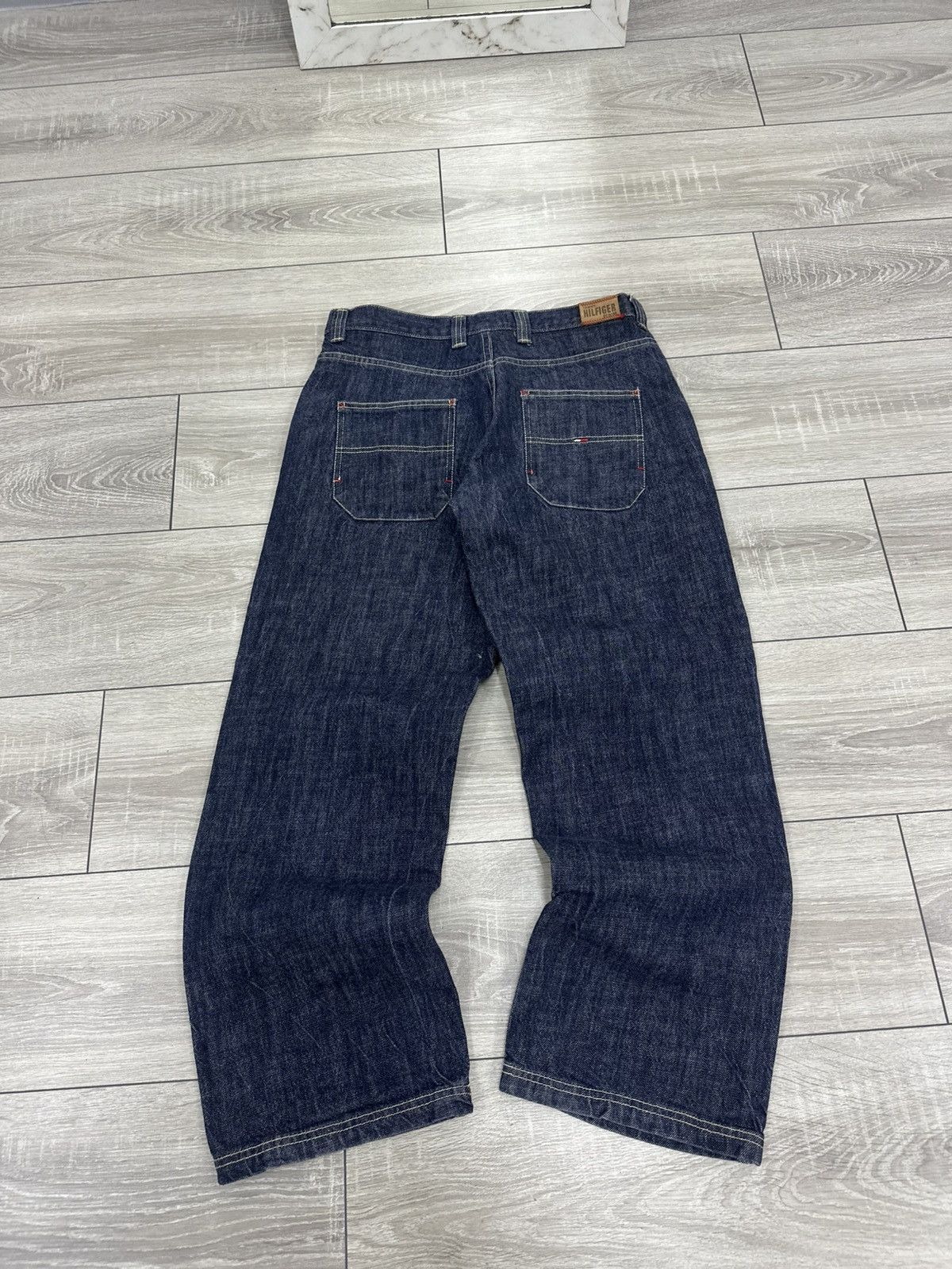 Vintage Baggy Wide Tommy Hilfiger Vintage Denim Jeans Size US 32 / EU 48 - 1 Thumbnail