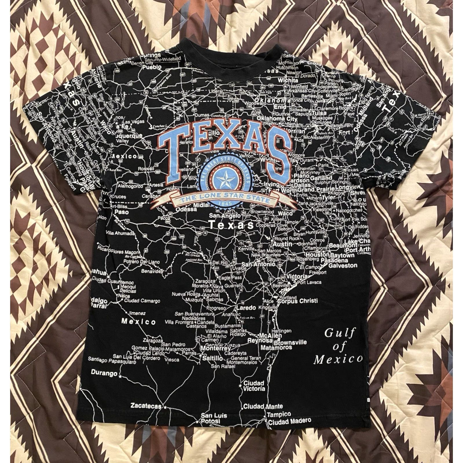 Vintage American Crown T-Shirt Black Medium Men's Shirt Texas Lone Star State Map AOP Graphic Print Short Sleeve Crew Neck Size US M / EU 48-50 / 2 - 2 Thumbnail