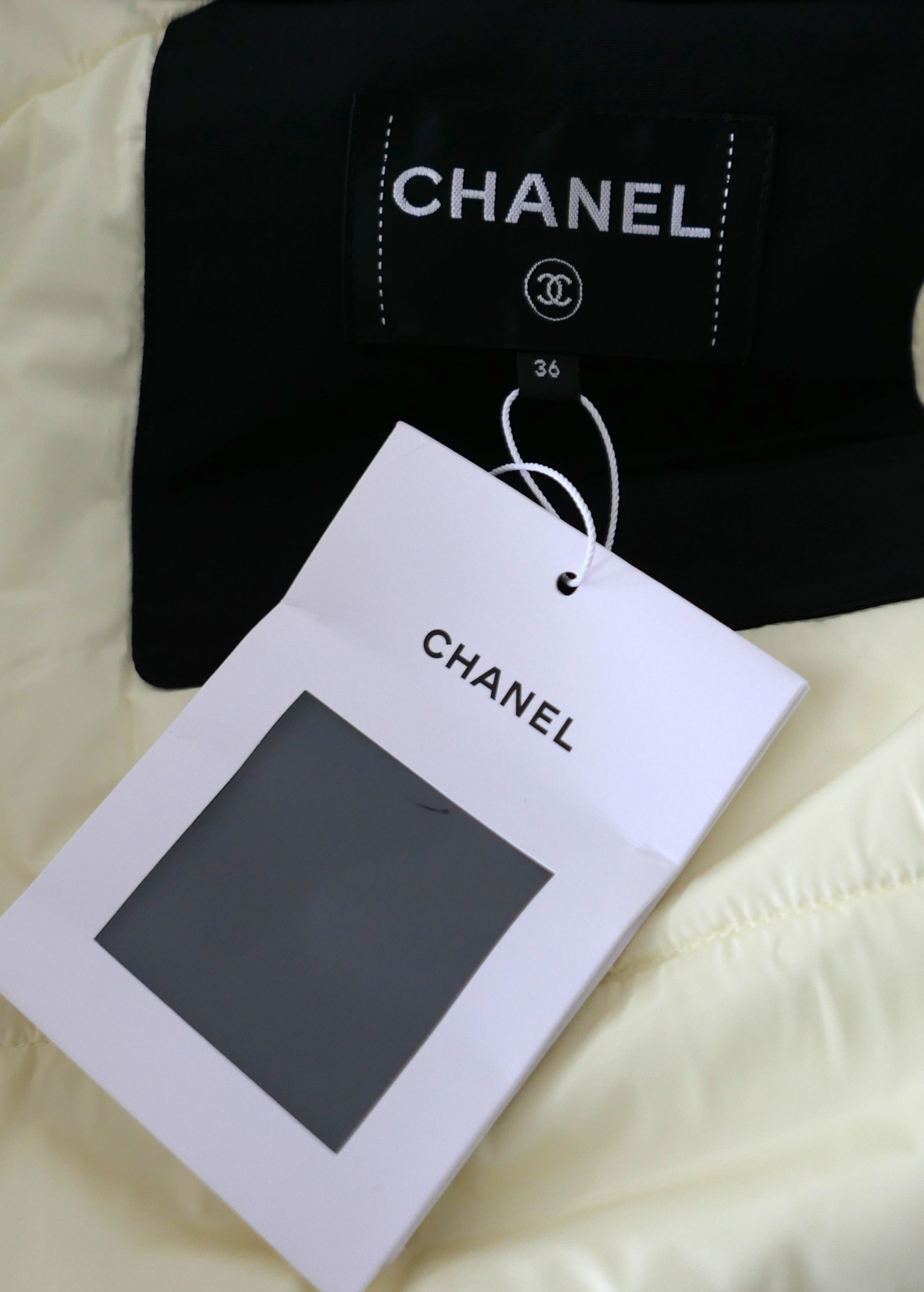 Chanel Chanel CC Puffer Jacket Coco Neige 2021 Size M / US 6-8 / IT 42-44 - 8 Thumbnail
