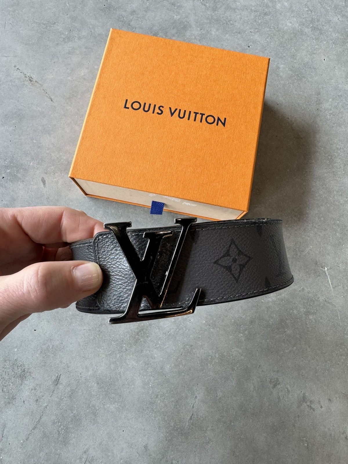 Pre-owned Louis Vuitton Monogram Eclipse Belt Grey