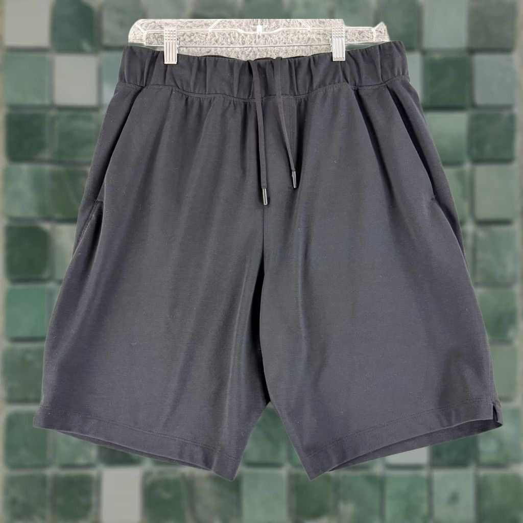Lululemon Lululemon Soft Sweat Shorts Mens Medium Black Gym Athletic Pull On Size US 30 / EU 46 - 1 Thumbnail