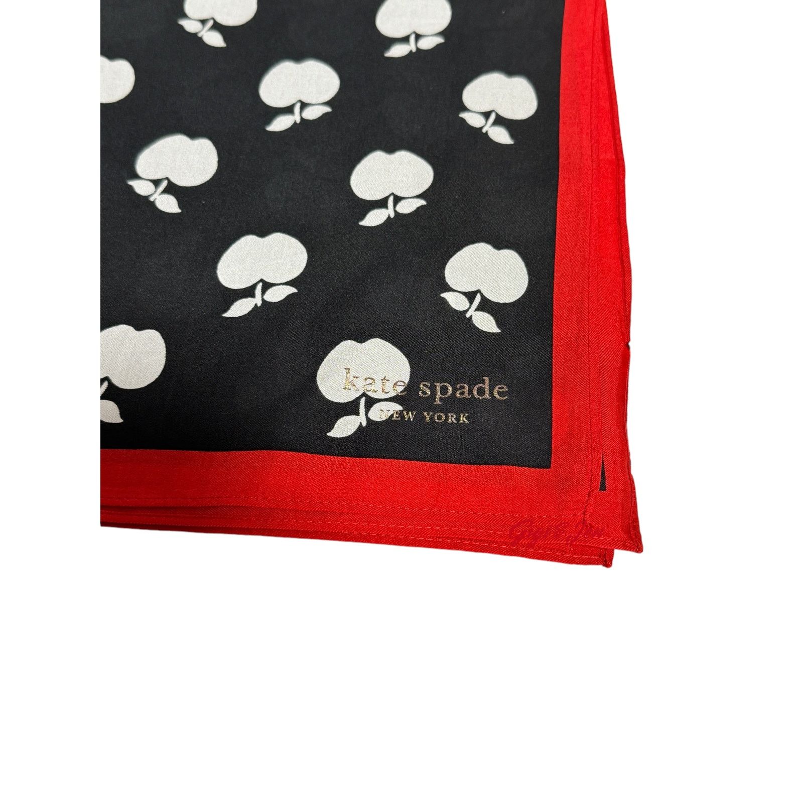 Kate Spade Kate Spade tossed apple square scarf silk New Size ONE SIZE - 4 Thumbnail
