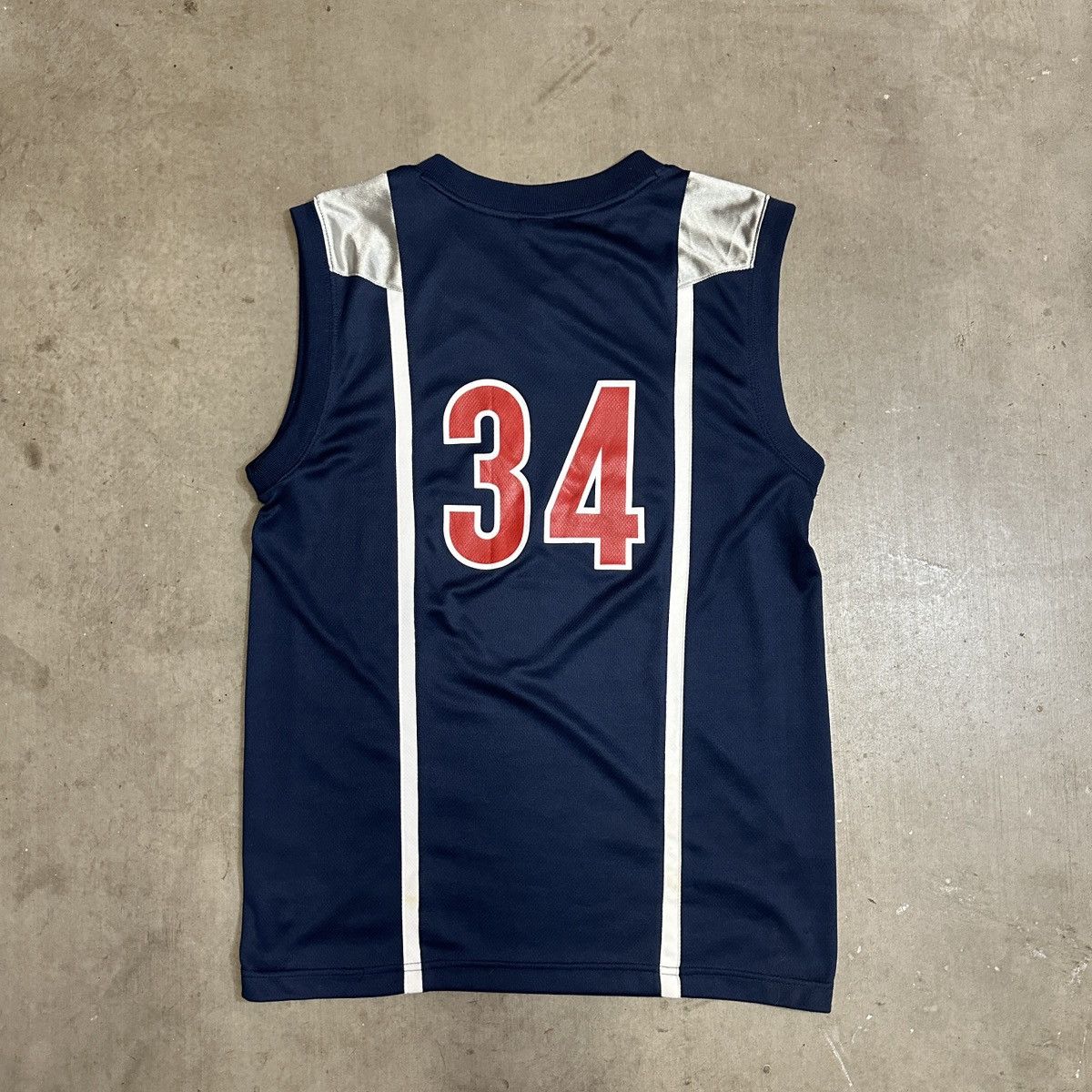 Nike University of Arizona Wildcats Basketball Jersey Number 34 Size US M / EU 48-50 / 2 - 5 Thumbnail
