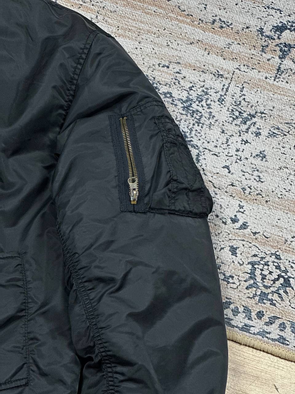 Vintage Vintage Avant Garde MA 1 Baggy Black Bomber Jacket Size US L / EU 52-54 / 3 - 5 Thumbnail
