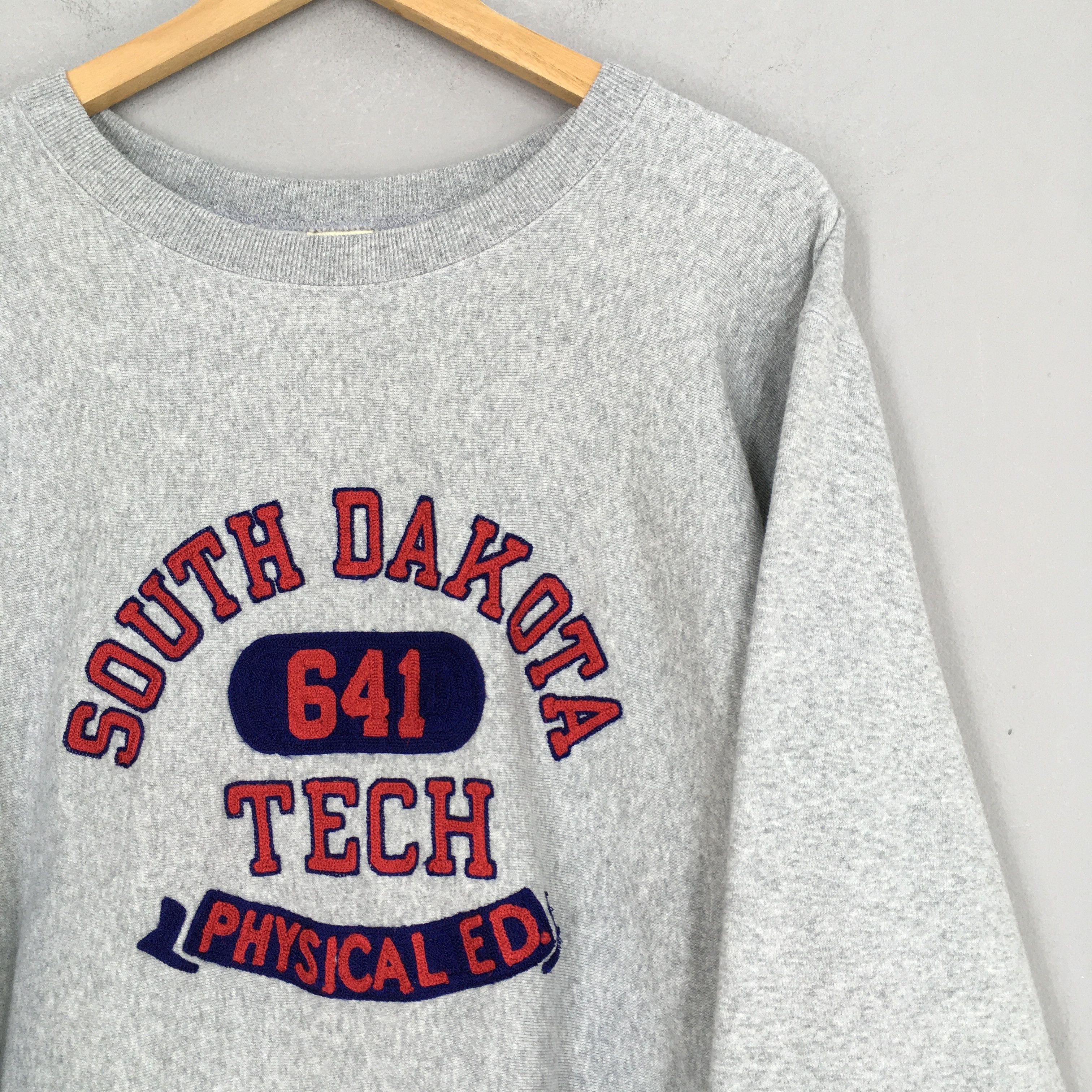 NCAA Vintage South Dakota Tech NCAA Rugby Gray Sweater XLarge Size US XL / EU 56 / 4 - 2 Thumbnail