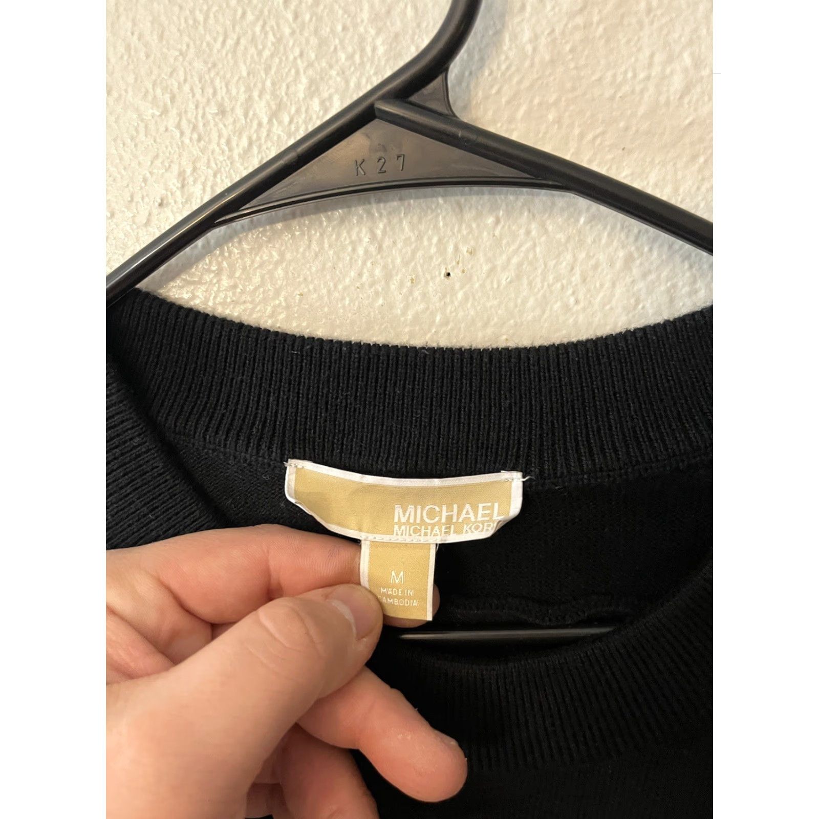 Vintage VINTAGE Michael Kors Black Crewneck Sweater Adult Medium Knit Pullover Womens Size M / US 6-8 / IT 42-44 - 3 Thumbnail