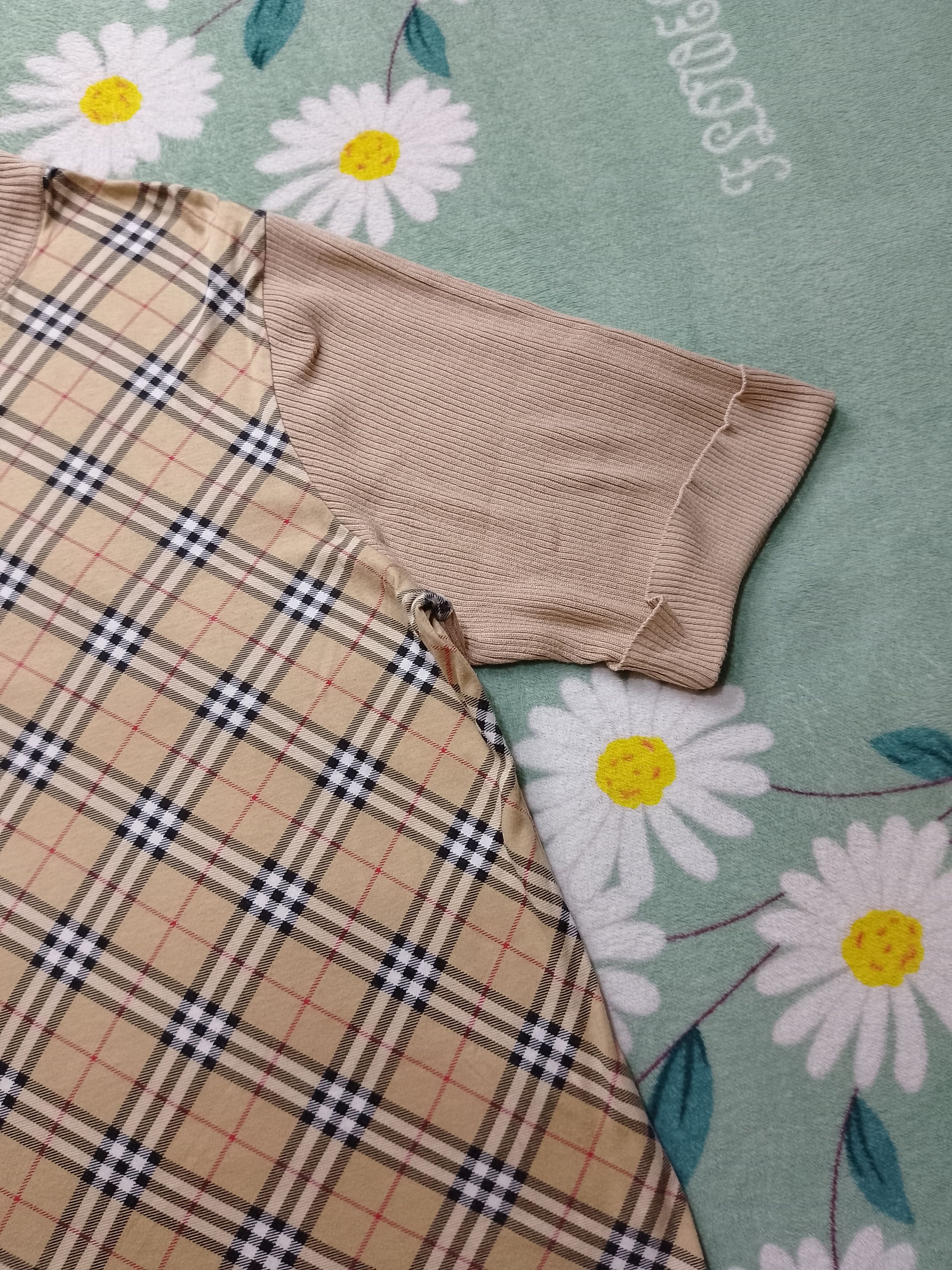 Burberry × Vintage Vintage Burberry Golf Nova Check Size L / US 10 / IT 46 - 3 Thumbnail
