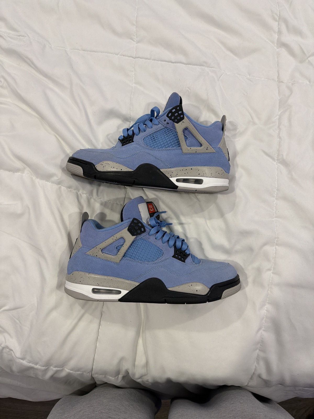 Jordan Brand AirJordan 4 Retro ‘University Blue’ Size US 9.5 / EU 42-43 - 1 Thumbnail