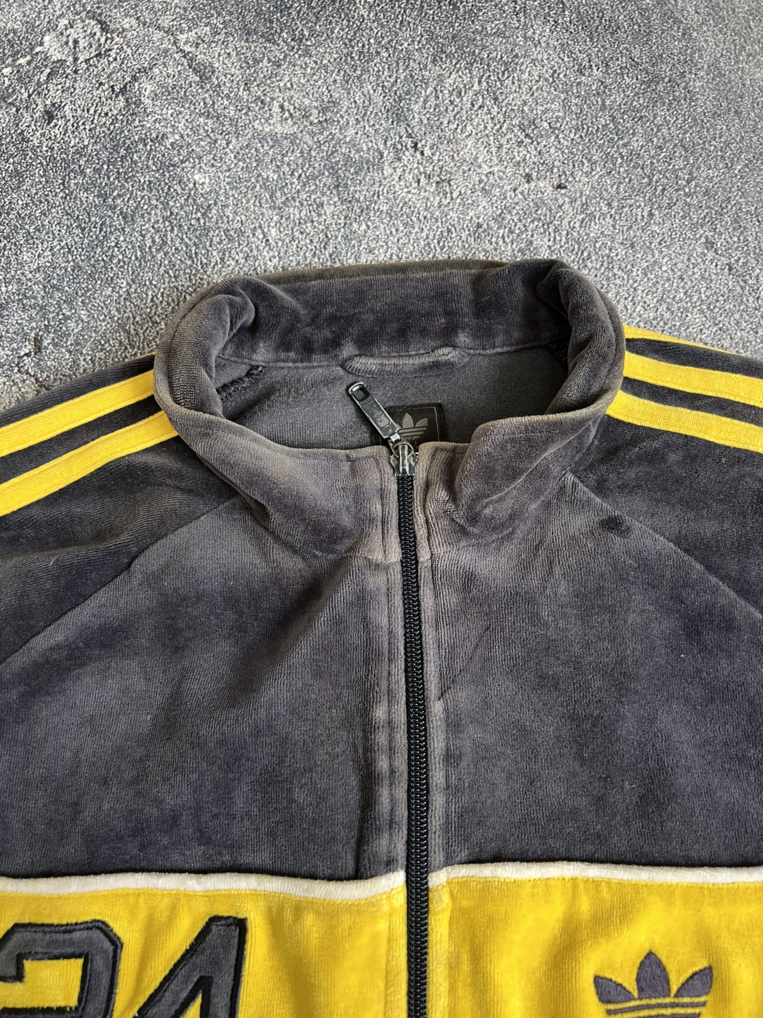 Adidas Vintage ADidas track jacket velvet 24 yellow y2k zip Size US M / EU 48-50 / 2 - 6 Thumbnail