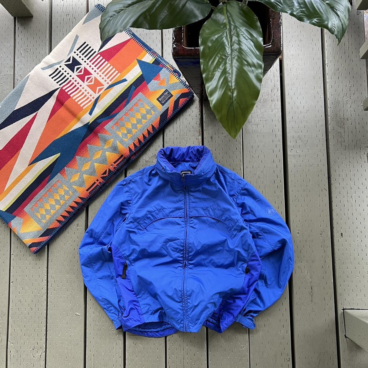 Nike ACG Nike ACG Windbreaker Jacket Lightweight Gorpcore Full Zip Size US M / EU 48-50 / 2 - 2 Thumbnail