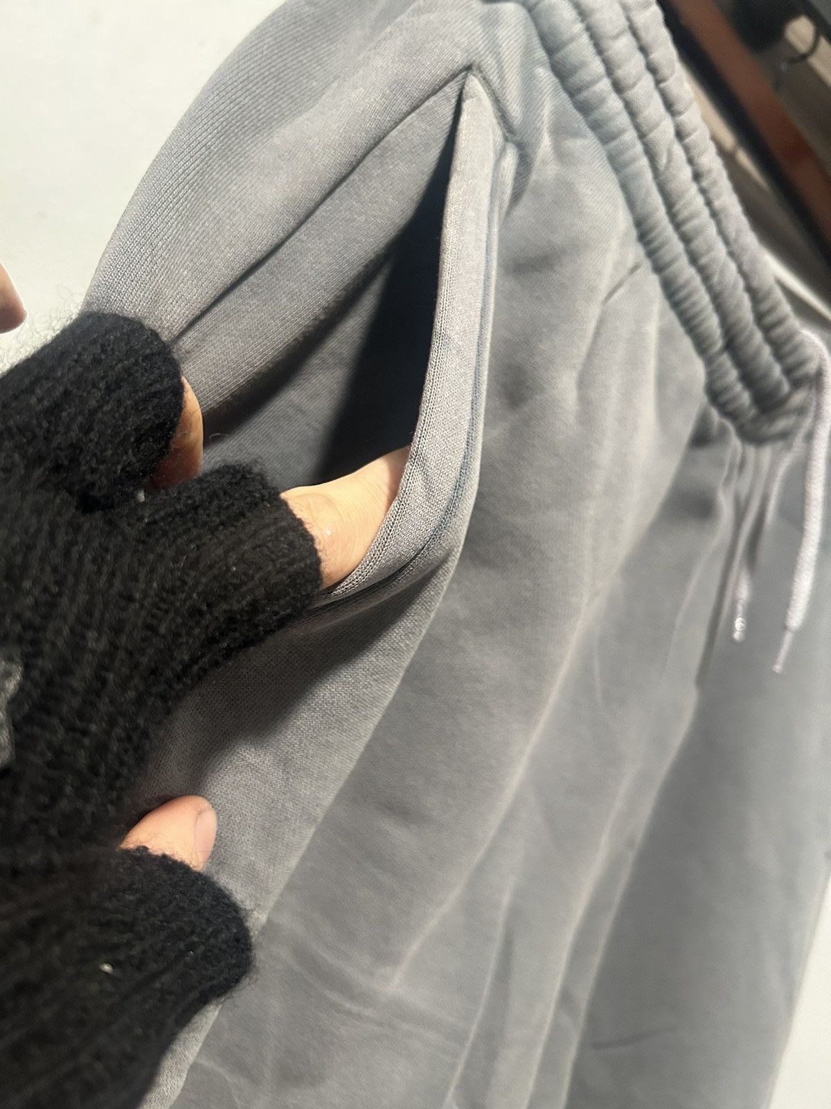 Balenciaga × Kanye West × Yeezy YZY x GAP Poetic Grey Sweatpants M Size US 32 / EU 48 - 5 Thumbnail
