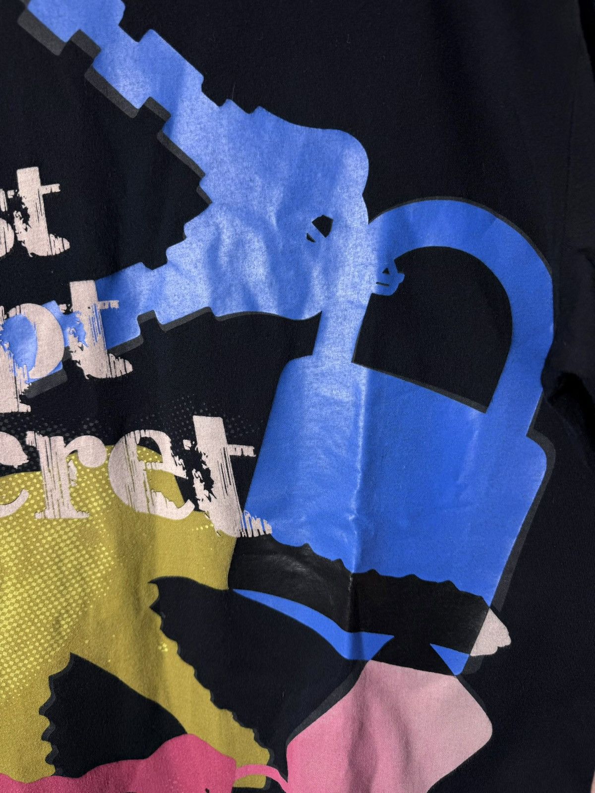 Versace Rare! Vintage VJC Versace Best Kept Secret Archive T Shirt Size US L / EU 52-54 / 3 - 3 Thumbnail
