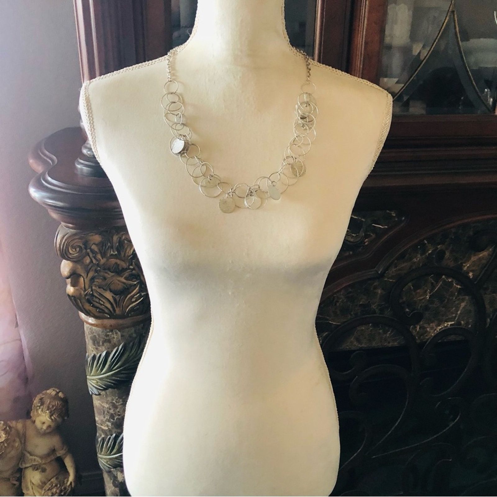 Jewelry Textured silver link coin fringe necklace Size ONE SIZE - 6 Thumbnail