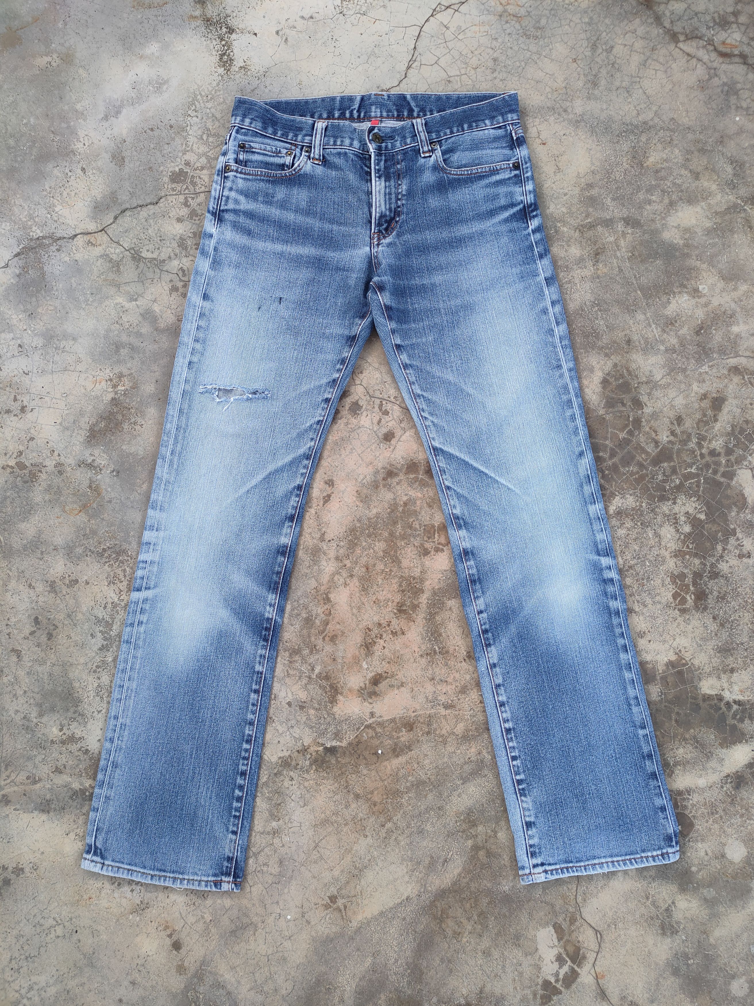 image of Vintage Uj Japanese Faded Distressed Denim Jean Pants in Faded Blue, Men's (Size 33)